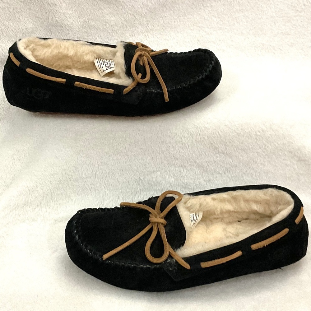 BLACK UGG DAKOTA SUEDE SLIPPER LOAFERS SLIP ON MOCCASIN SHOES SZ 6 - Picture 5 of 12